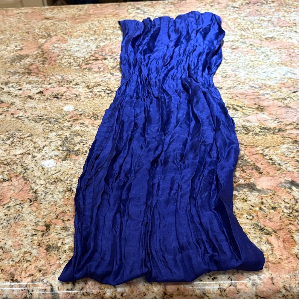 Source Unknown Deep Blue Scarf
